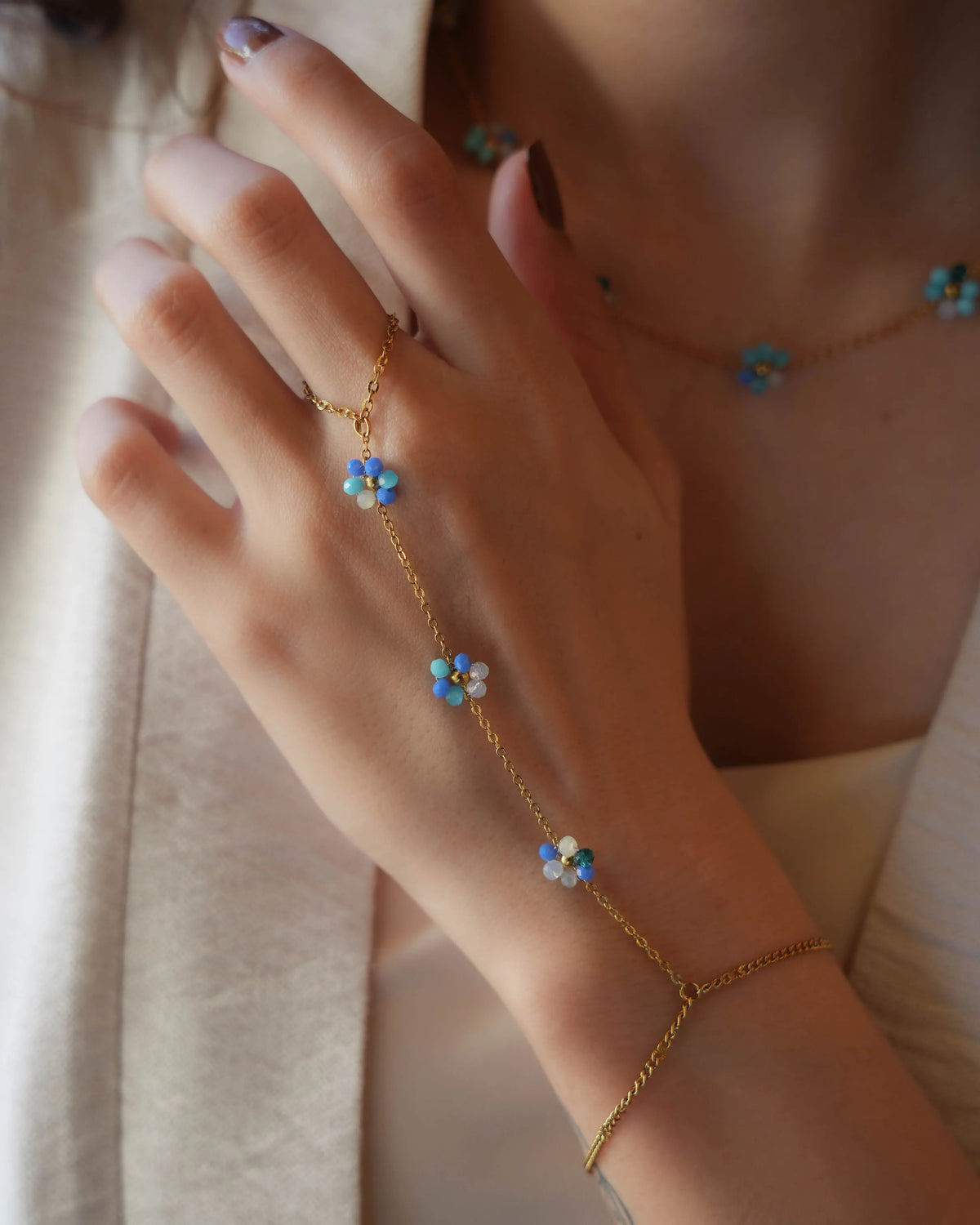 Sizan Hand Chain